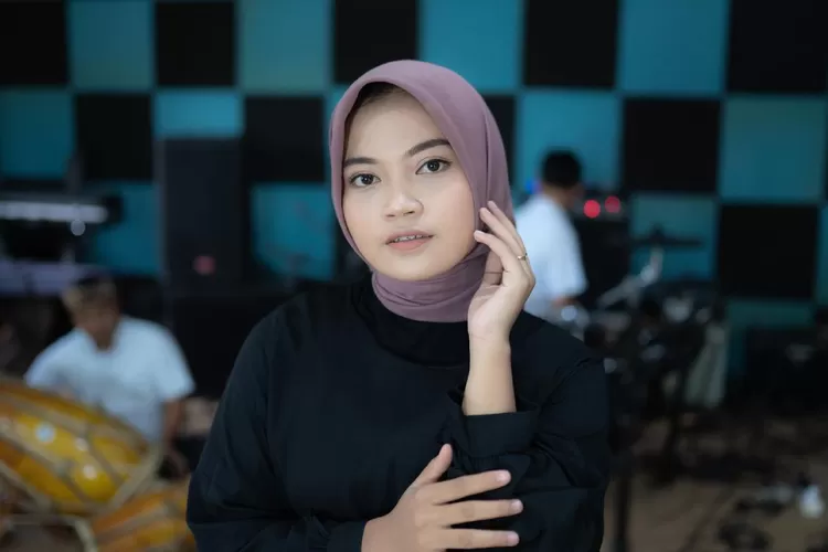Revina Alvira