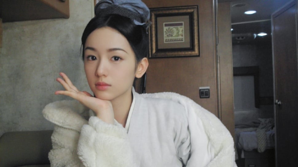 Zhou Ye siapa