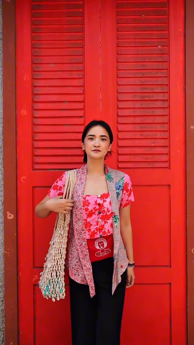 nadya arina v